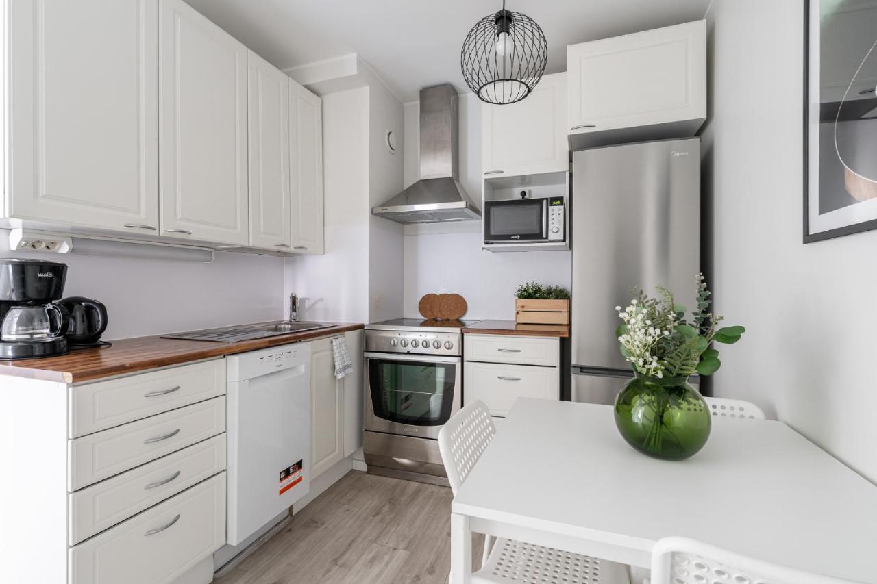Spacious Downtown Apartment With Balcony Next To Restaurants - Hosted By 2Ndhomes Tampere Extérieur photo