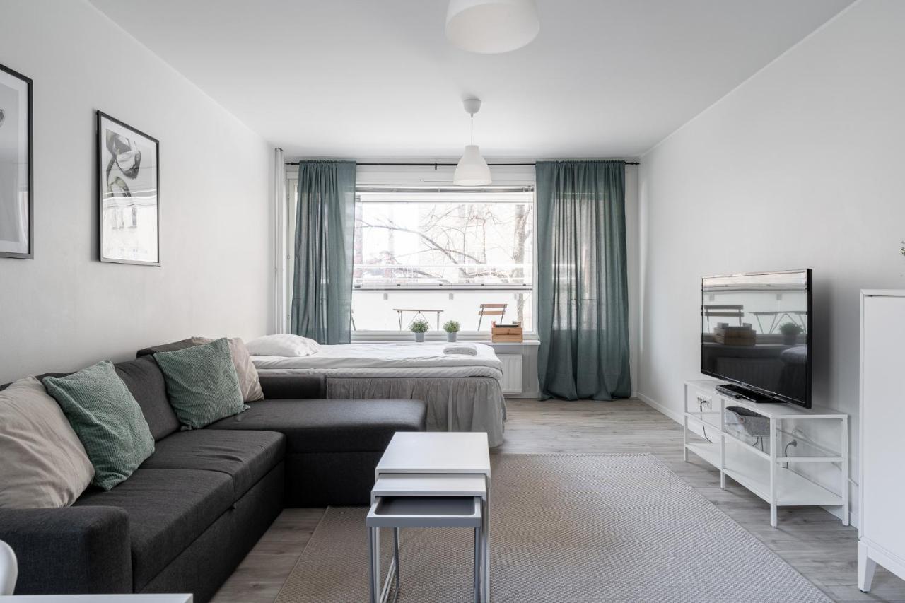 Spacious Downtown Apartment With Balcony Next To Restaurants - Hosted By 2Ndhomes Tampere Extérieur photo