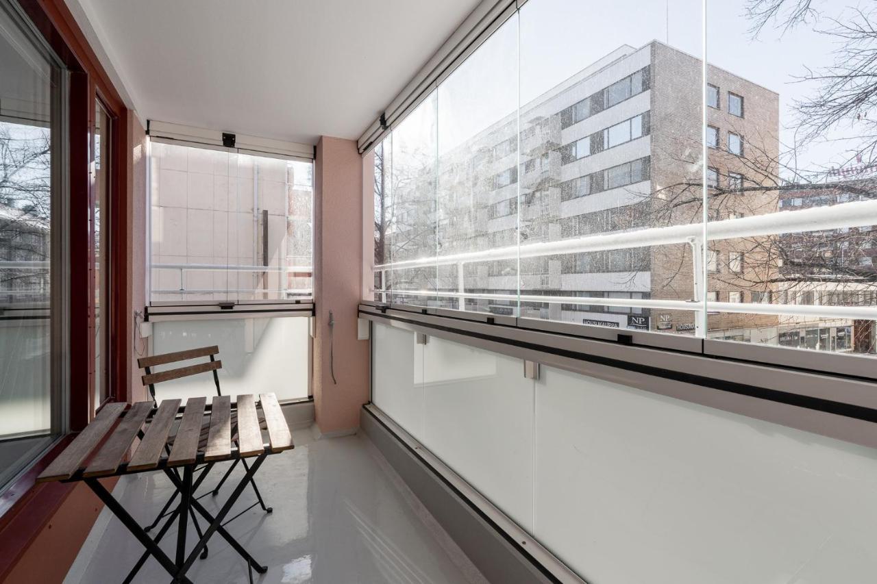 Spacious Downtown Apartment With Balcony Next To Restaurants - Hosted By 2Ndhomes Tampere Extérieur photo